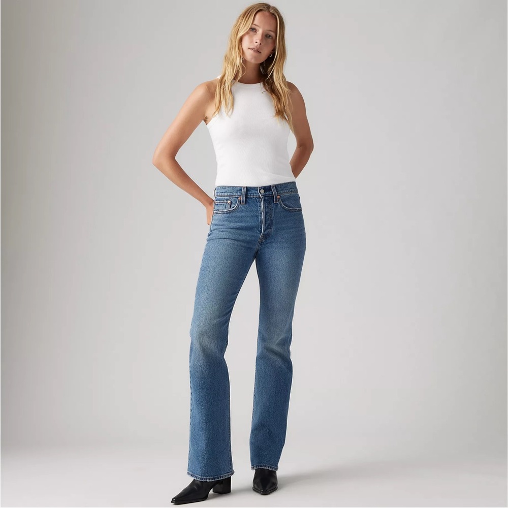 🍀Lucky March Deal!🍀 Levi wedge bootcut Jean women’s size 30w 30l
